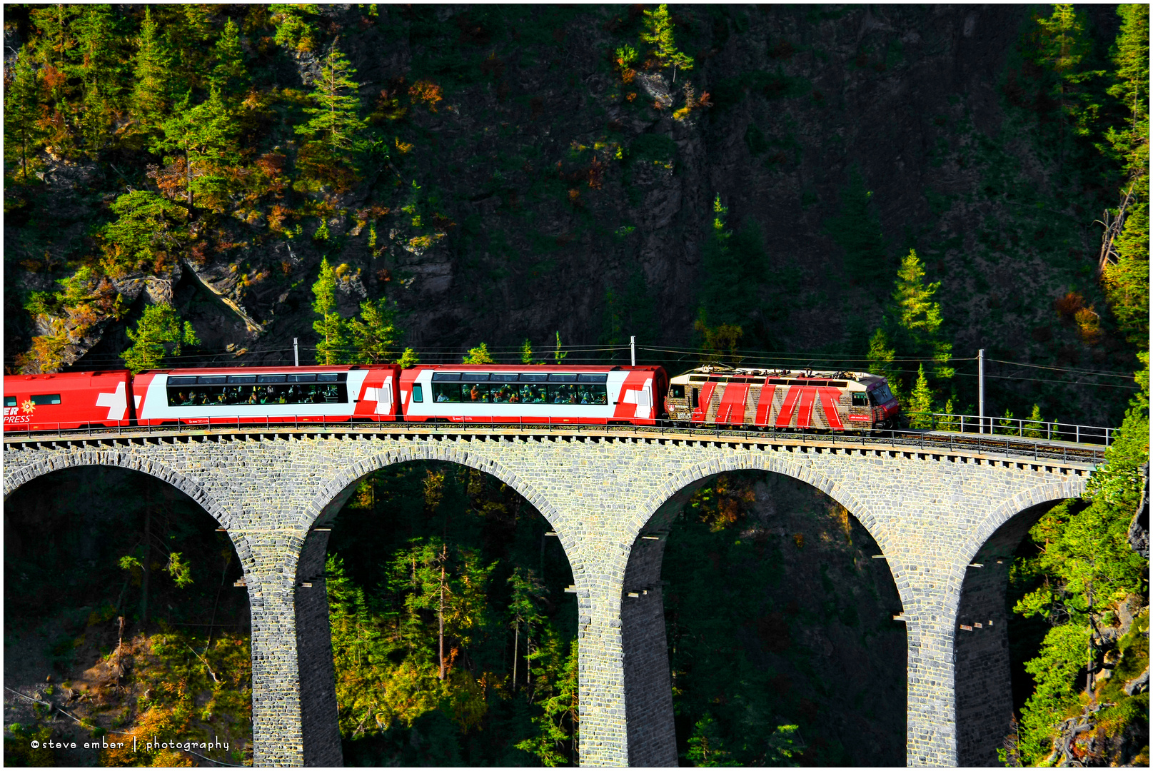 Glacier Express on Landwasser Viadukt