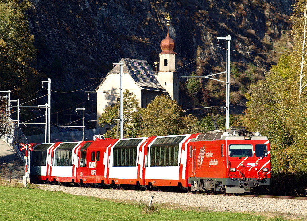 Glacier Express zur Hohen Fluh