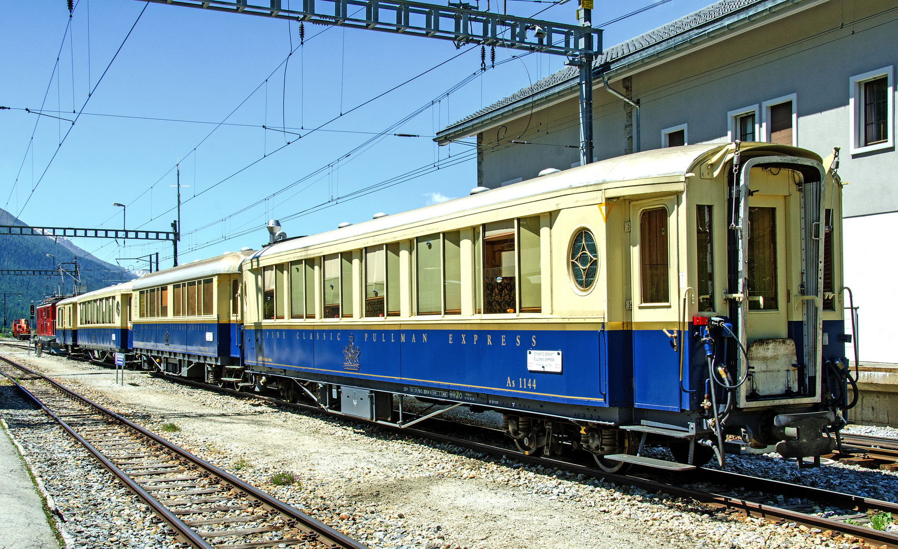 Glacier-Pullmannexpress in Oberwald  21.06.2014 