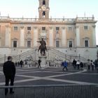 Gladiatorenstatue mit Palazzo