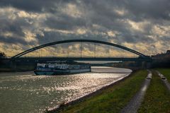 Glänzender Elbe Seitenkanal