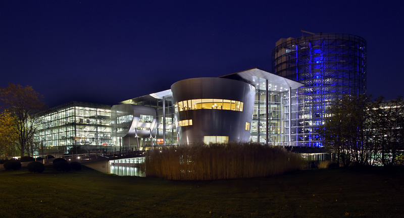 Gläserne Manufaktur (Dresden)