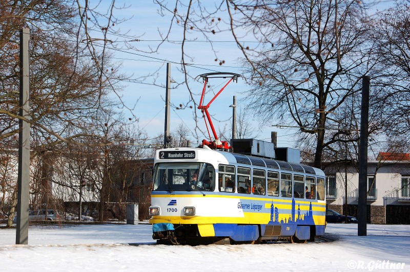 Gläserner Leipziger TW 1700 auf Stadtrundfahrt...