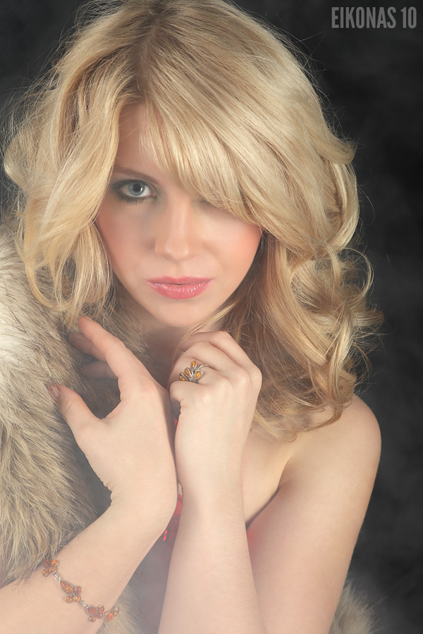 glamour lady Foto & Bild | fashion, studio, frauen Bilder auf fotocommunity