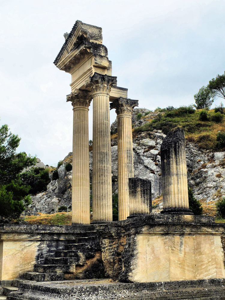 Glanum. 4.