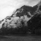 Glarner Berge mit Nebel