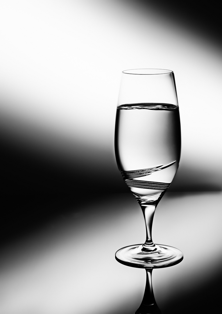 Glas mit Wasser