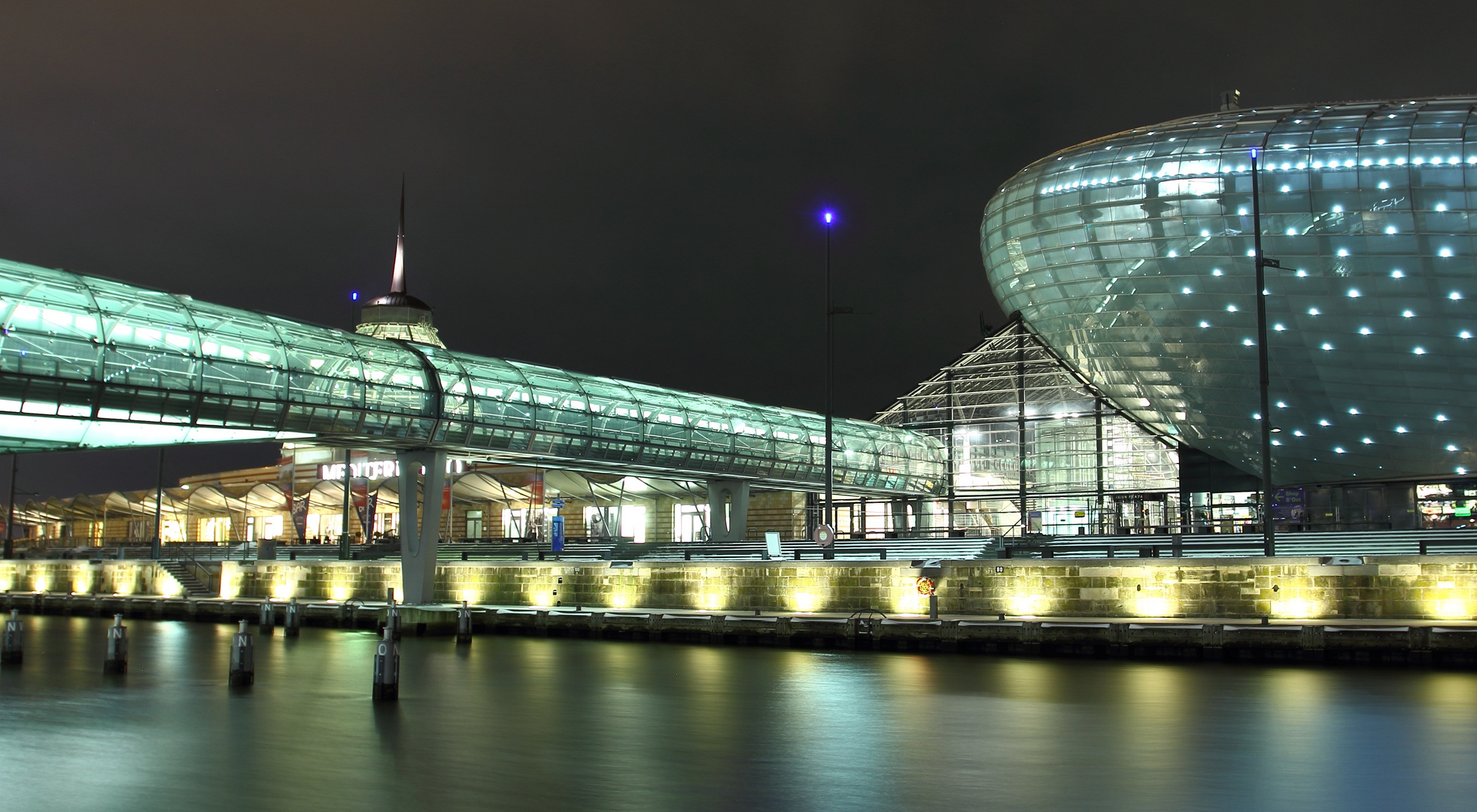 Glasbrücke