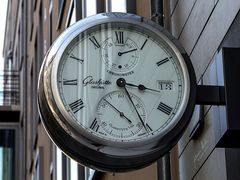 Glashütte-Uhr in Dresden