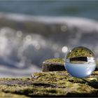 Glaskugel am Strand 06