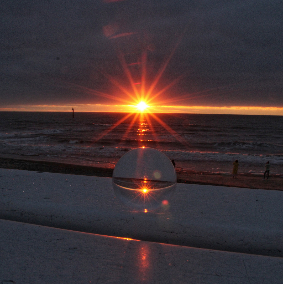 Glaskugel - Experiment auf Norderney 