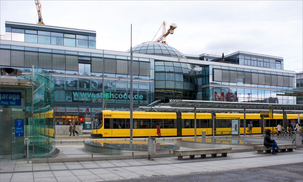 Glaskugelhaus Wiener Platz