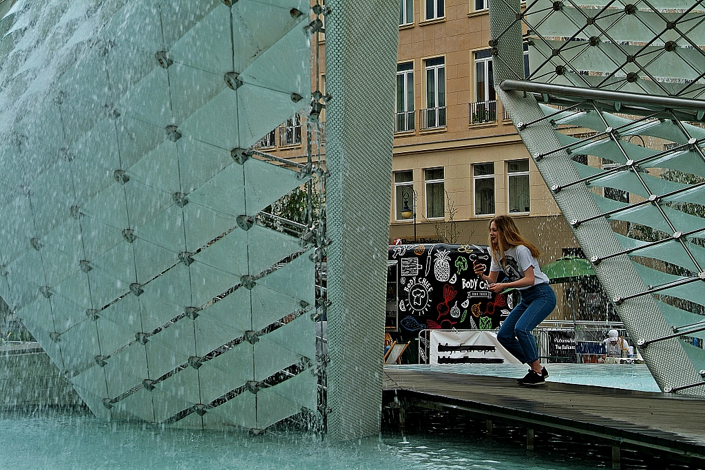 Glaskunst auf Wasser in Poznan