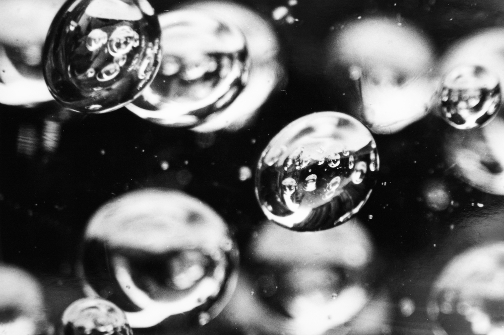 GLASS BUBBLES