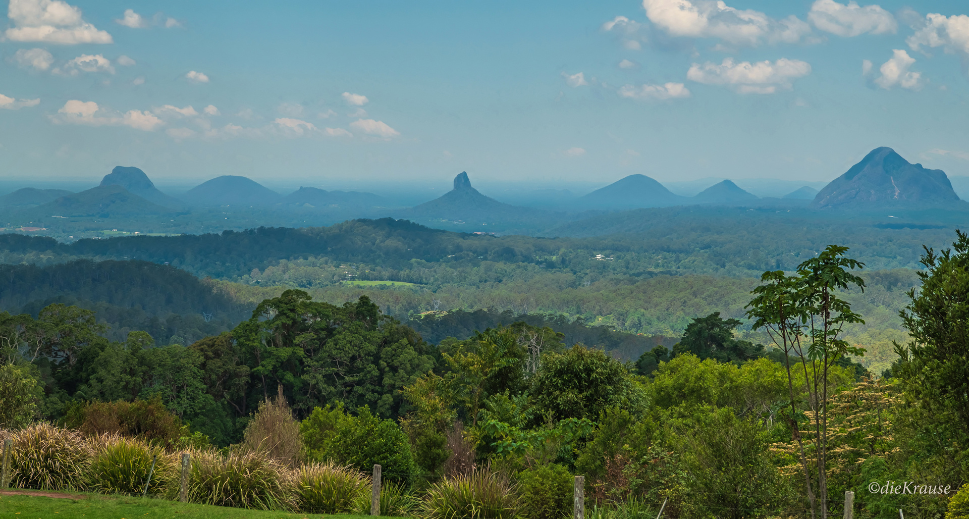 Glass House Mountains 