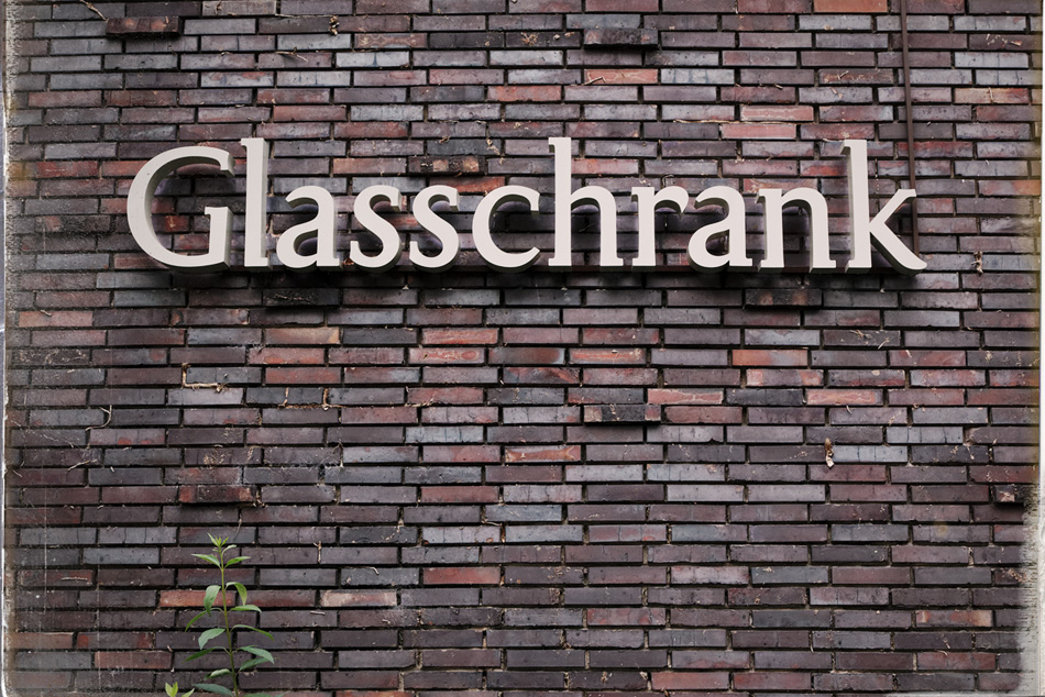 Glasschrank