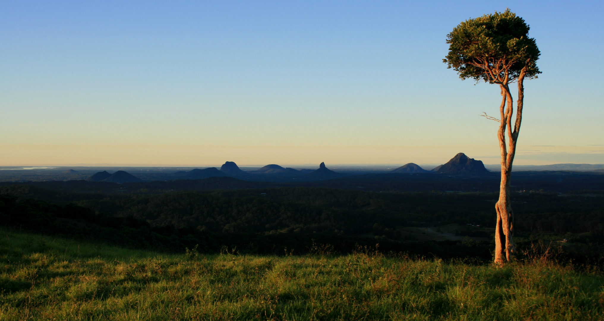 GlassHouse Mountains