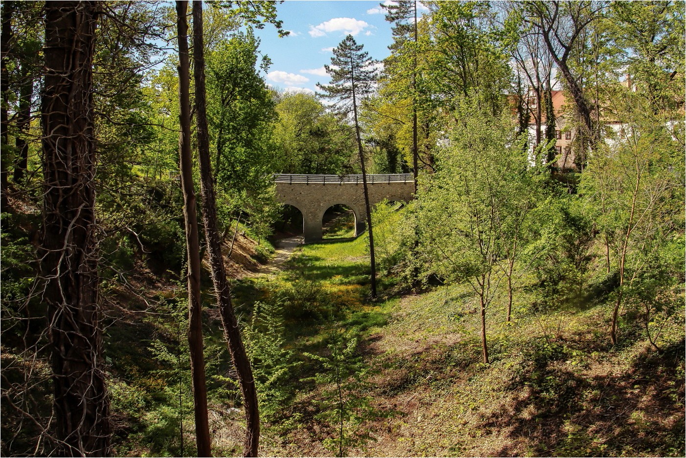 Glauche, Hirschgrundbrücke