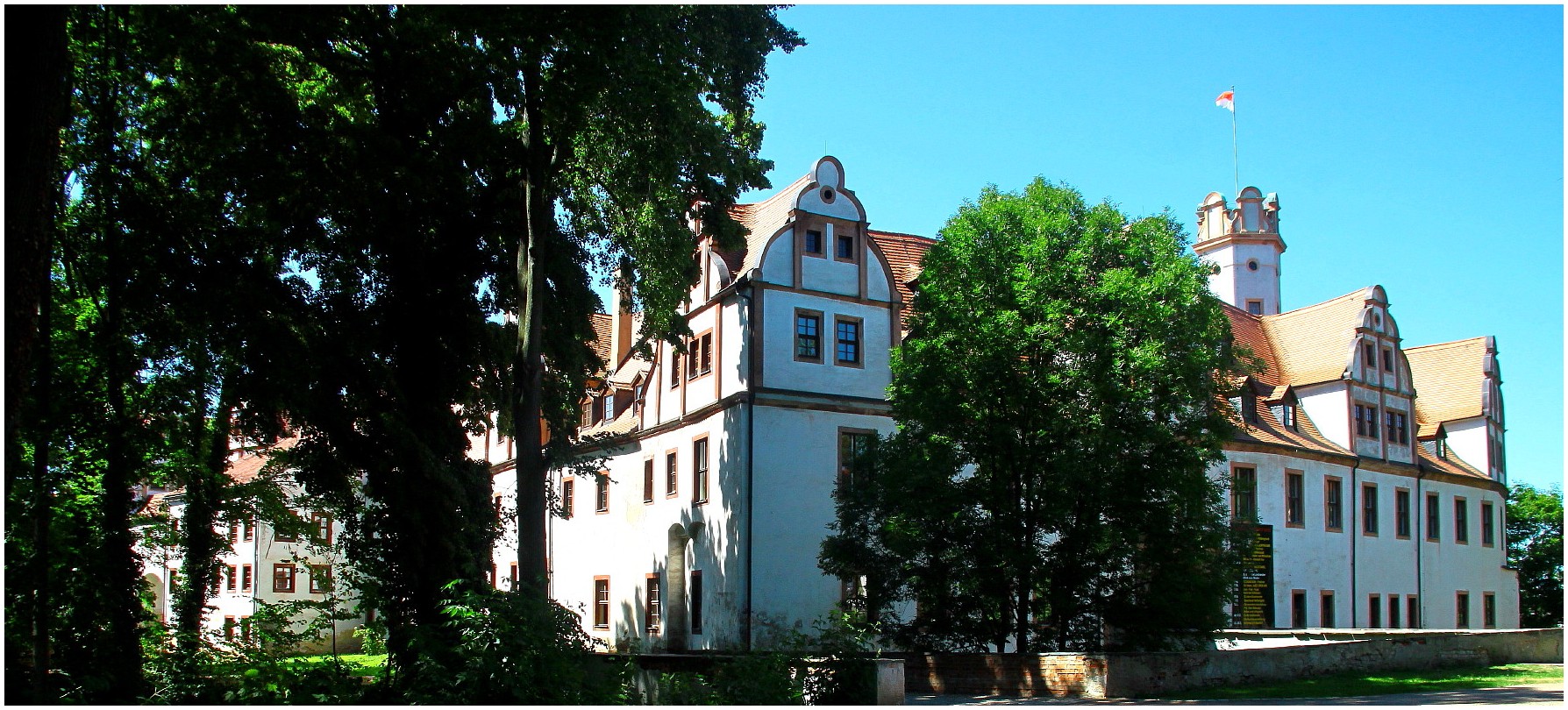 Glauche , Schloß