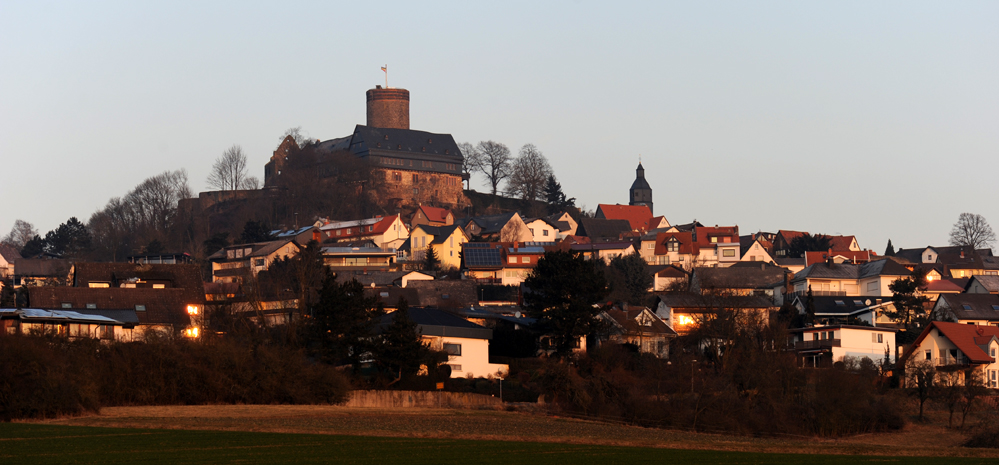 gleiberg im wintermorgen