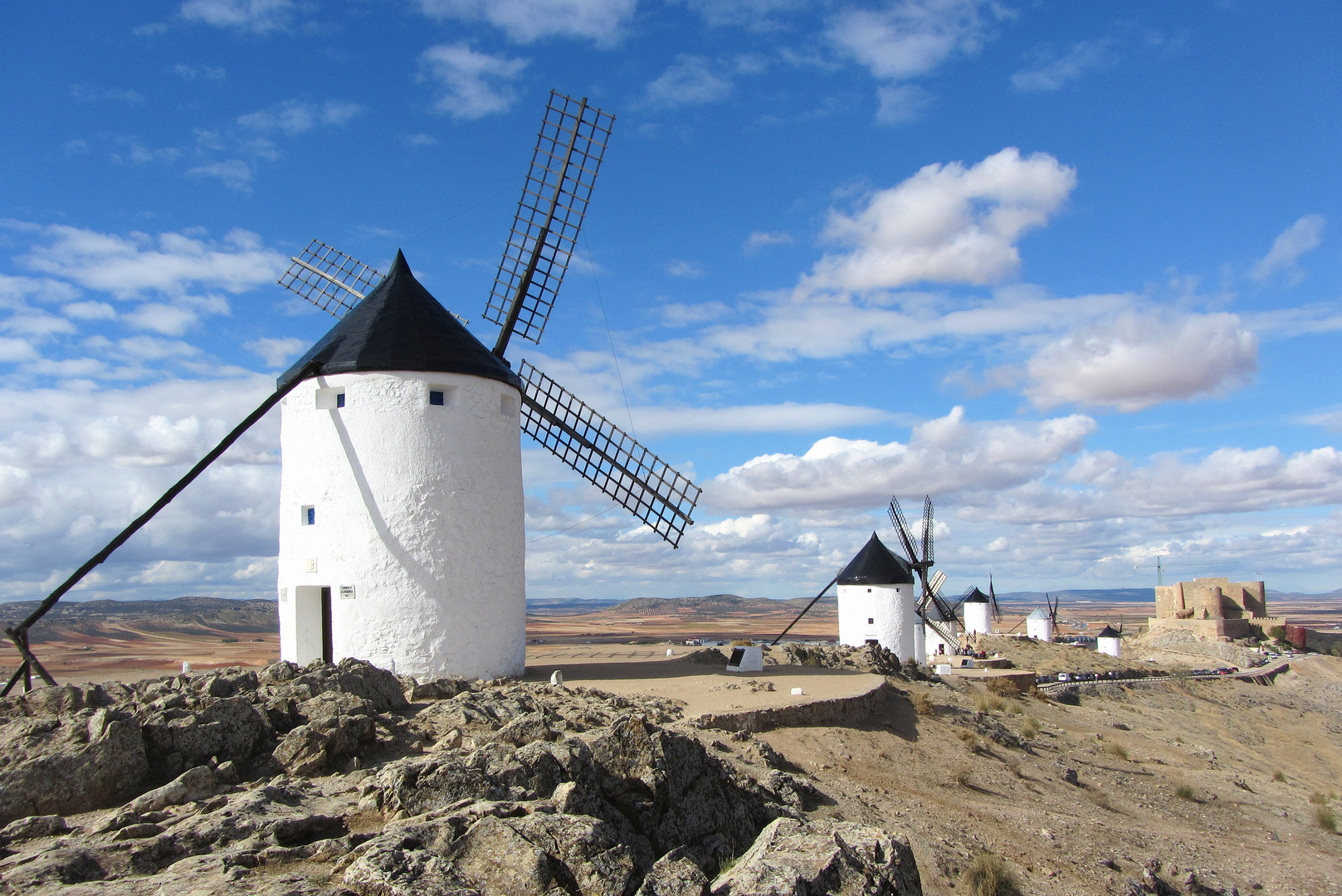 gleich kommt Don Quichote geritten - Windmühlen bei Consuegra in La Mancha, Spanien