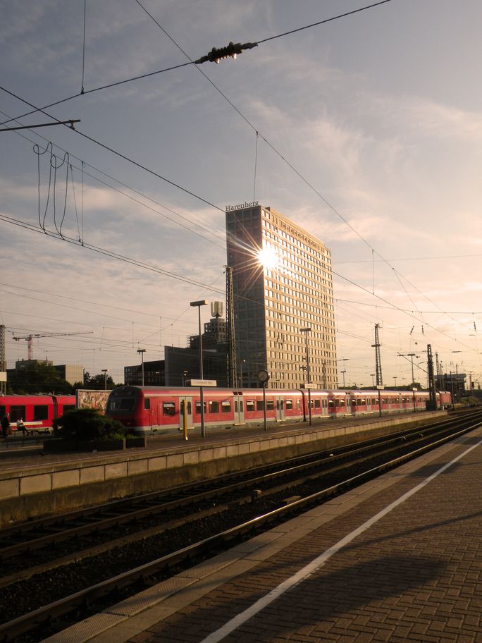 Gleis 10 Abfahrt um 19.55 Uhr