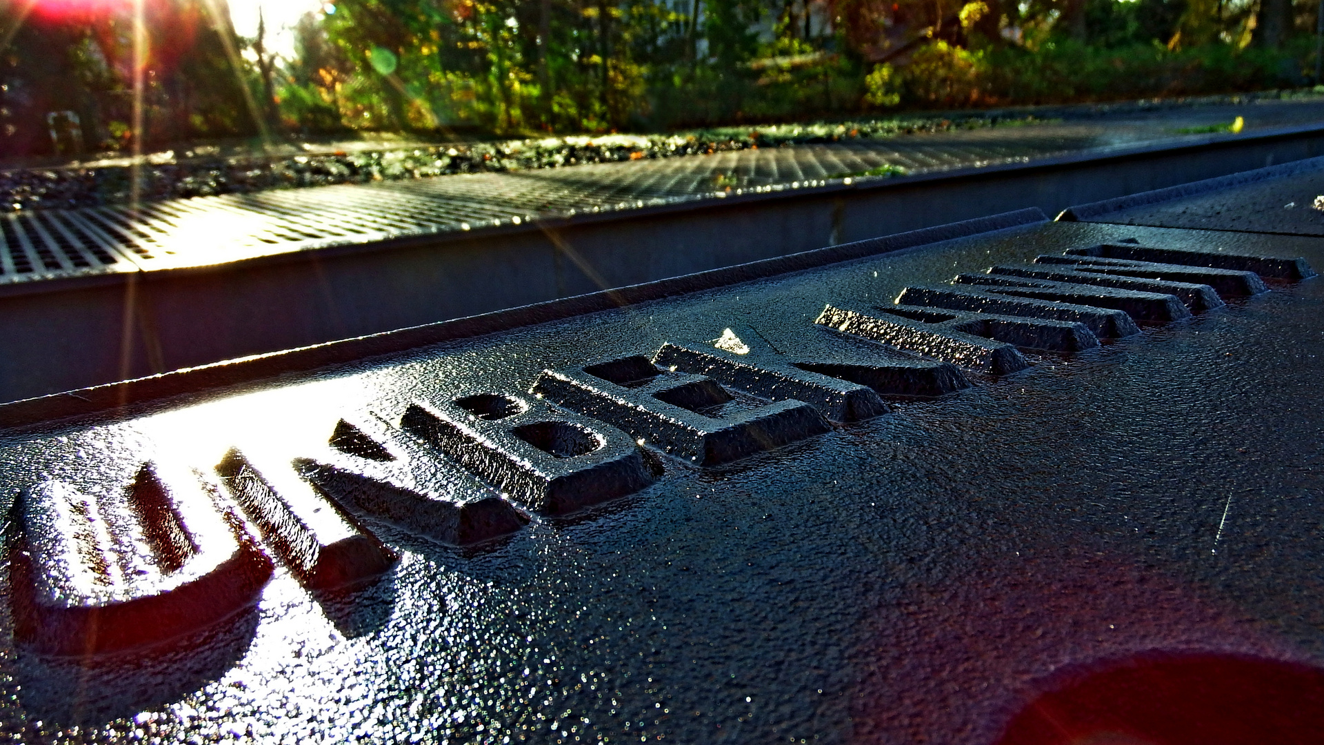 Gleis 17: Denkmal für die von diesem Gleis deportierten Juden