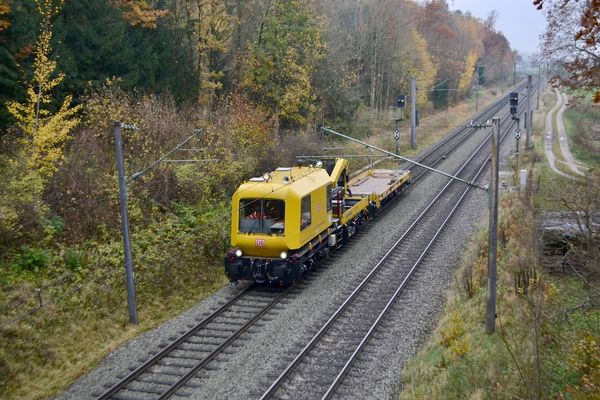 Gleisarbeitsfahrzeug 99 80 9420 021 D-DBMP (742 108)