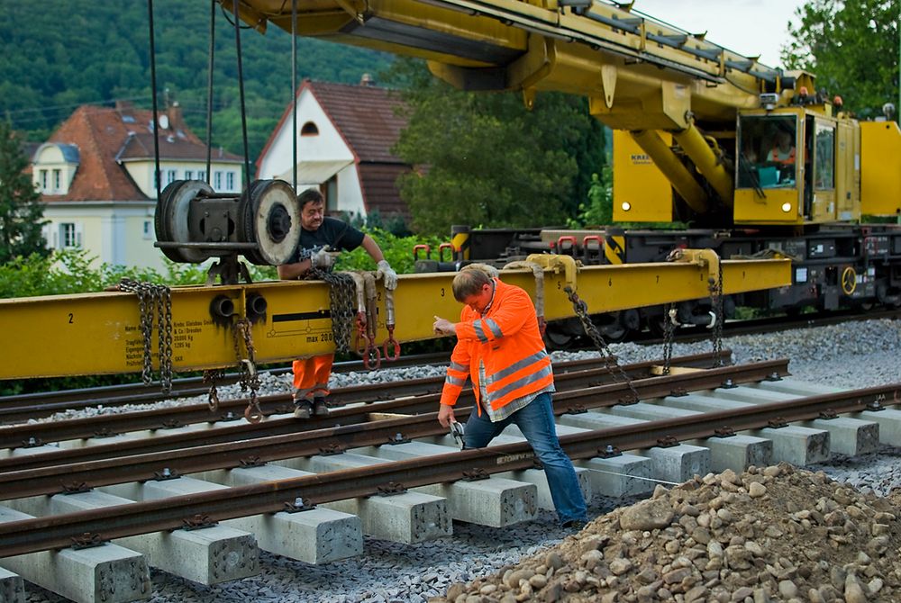 Gleisbauarbeiten VII - oder auch: Peter schafft