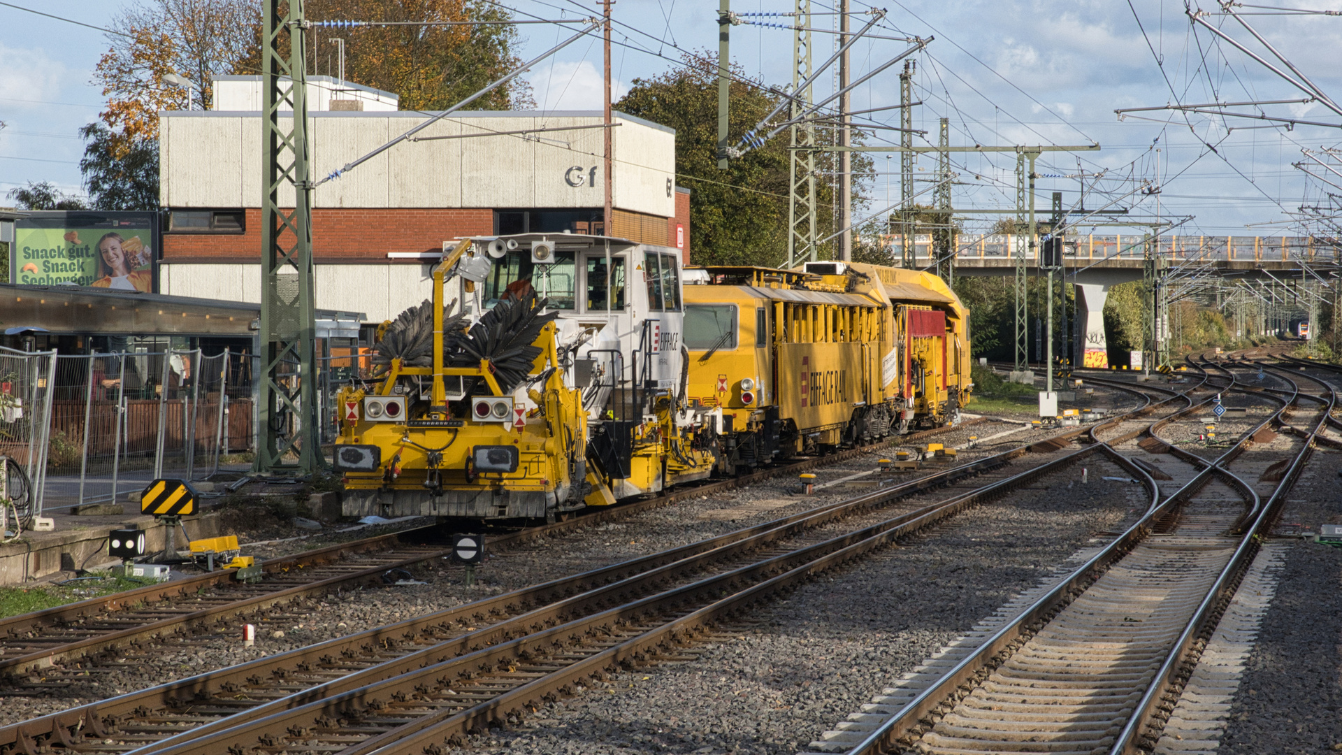 Gleisbaumaschinen in Düsseldorf-Gerresheim