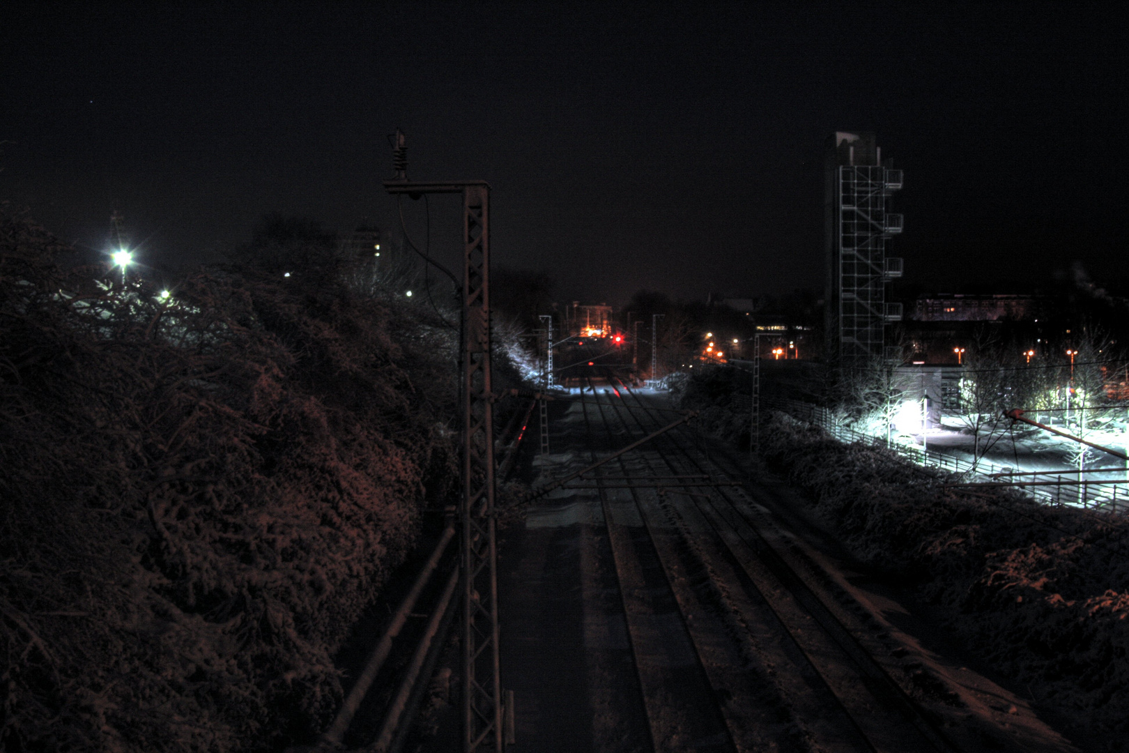 Gleise bei Nacht (Pseudo-DRI)