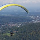 Gleitschirmflieger am Merkur in Baden-Baden