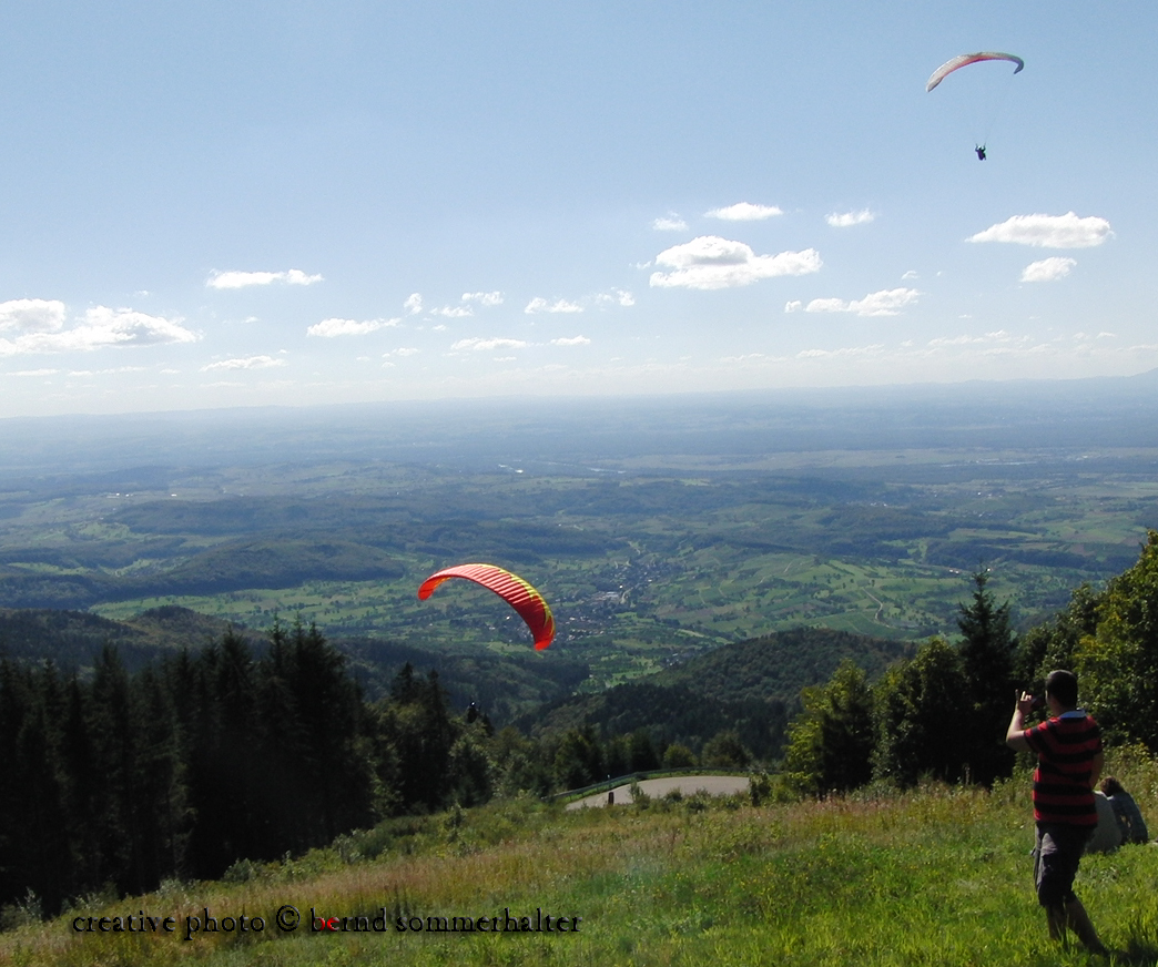 Gleitschirmflug auf dem Blauen