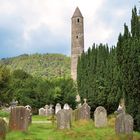 Glendalough, St. Kevins Kitchen, Friedhof und Rundturm, Irland