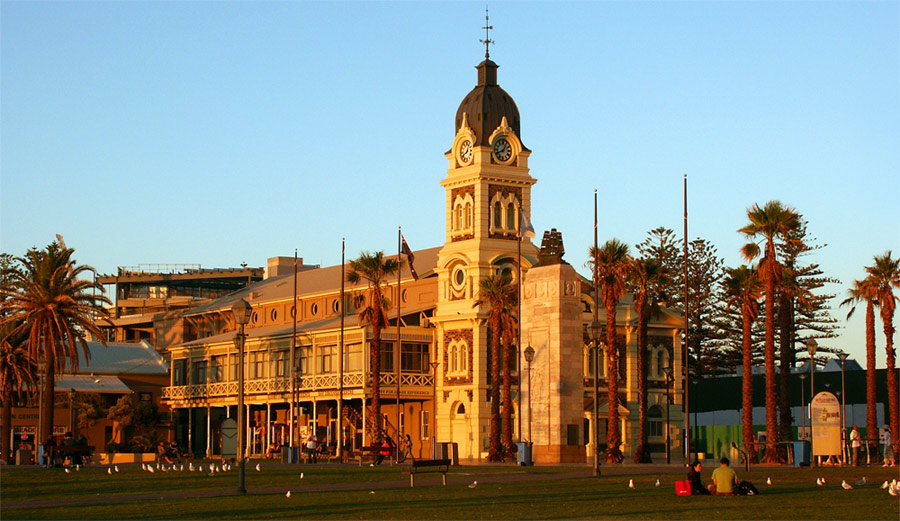 Glenelg Town Hall