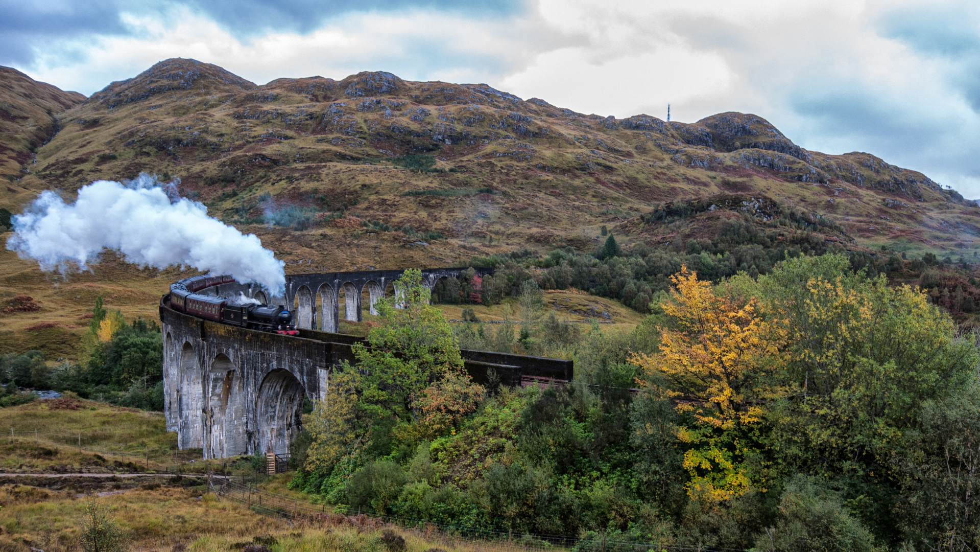 Glenfinnan Viaduct