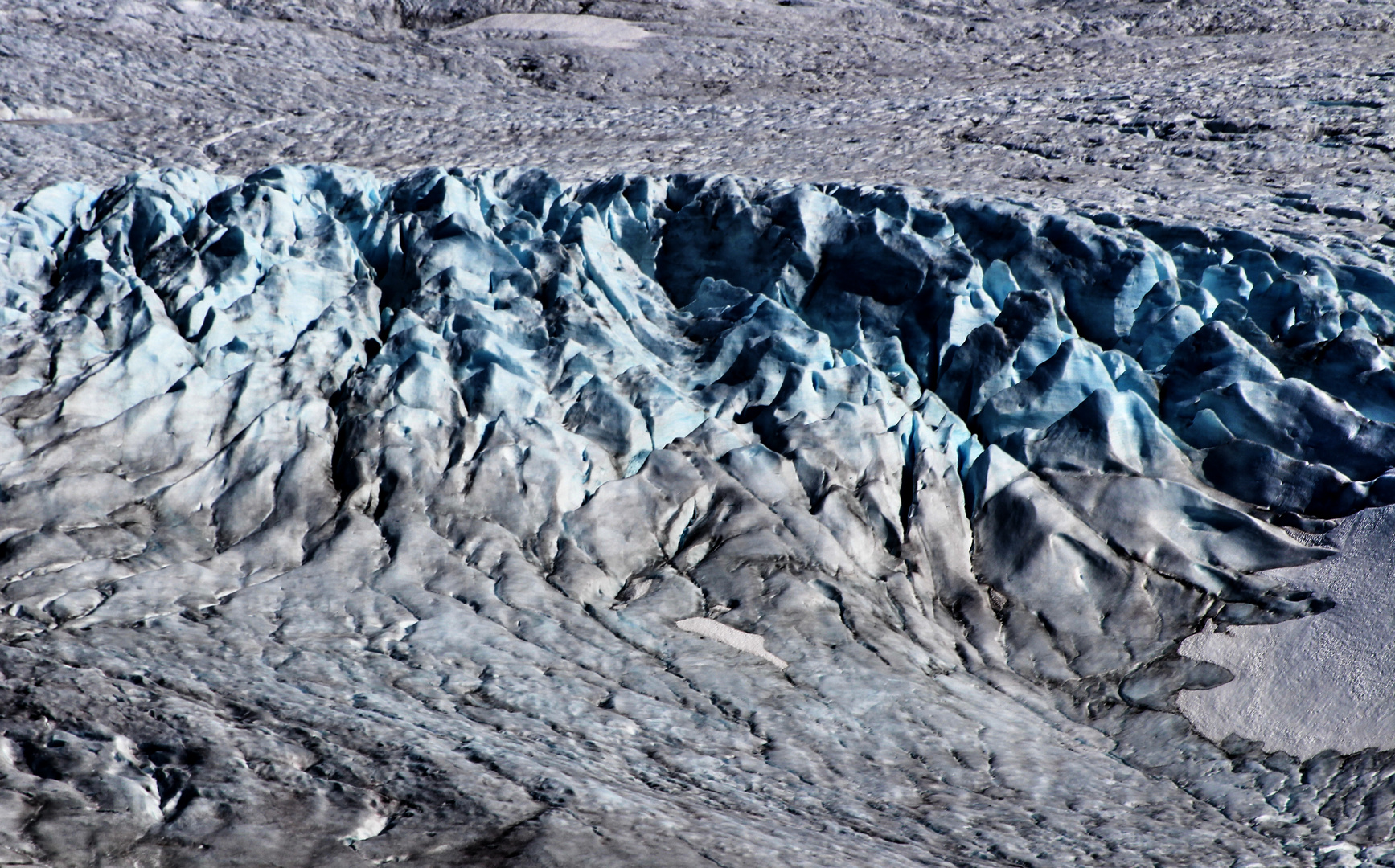 Gletscher am Rand des Prins-Christian-Sundes aus der "Nähe" (Teleobjektiv)