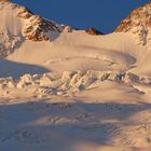 Gletscher bei Saas Fee im Morgenlicht