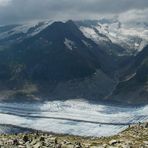 Gletscher-Mannsschild am Aletschgletscher