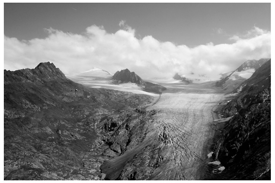 gletscher ohne skigebiet s/w