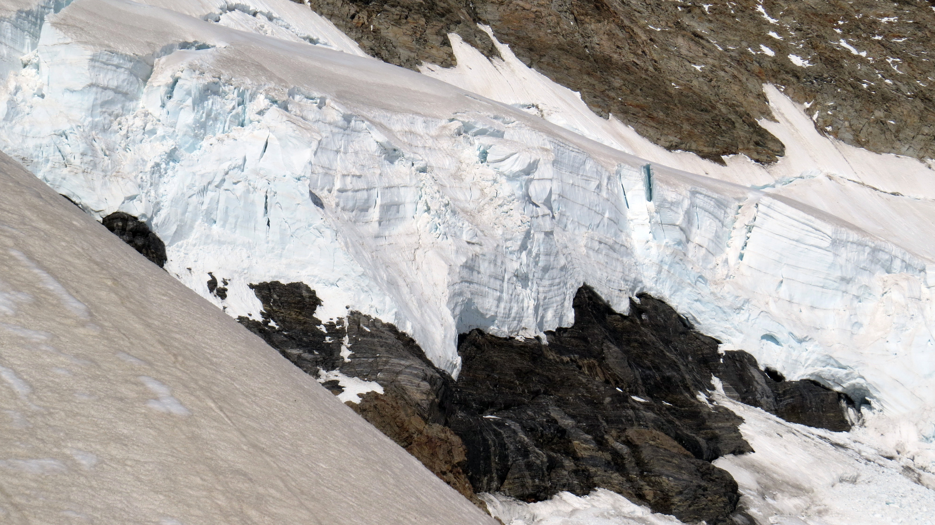 Gletscherabruch am Mönch