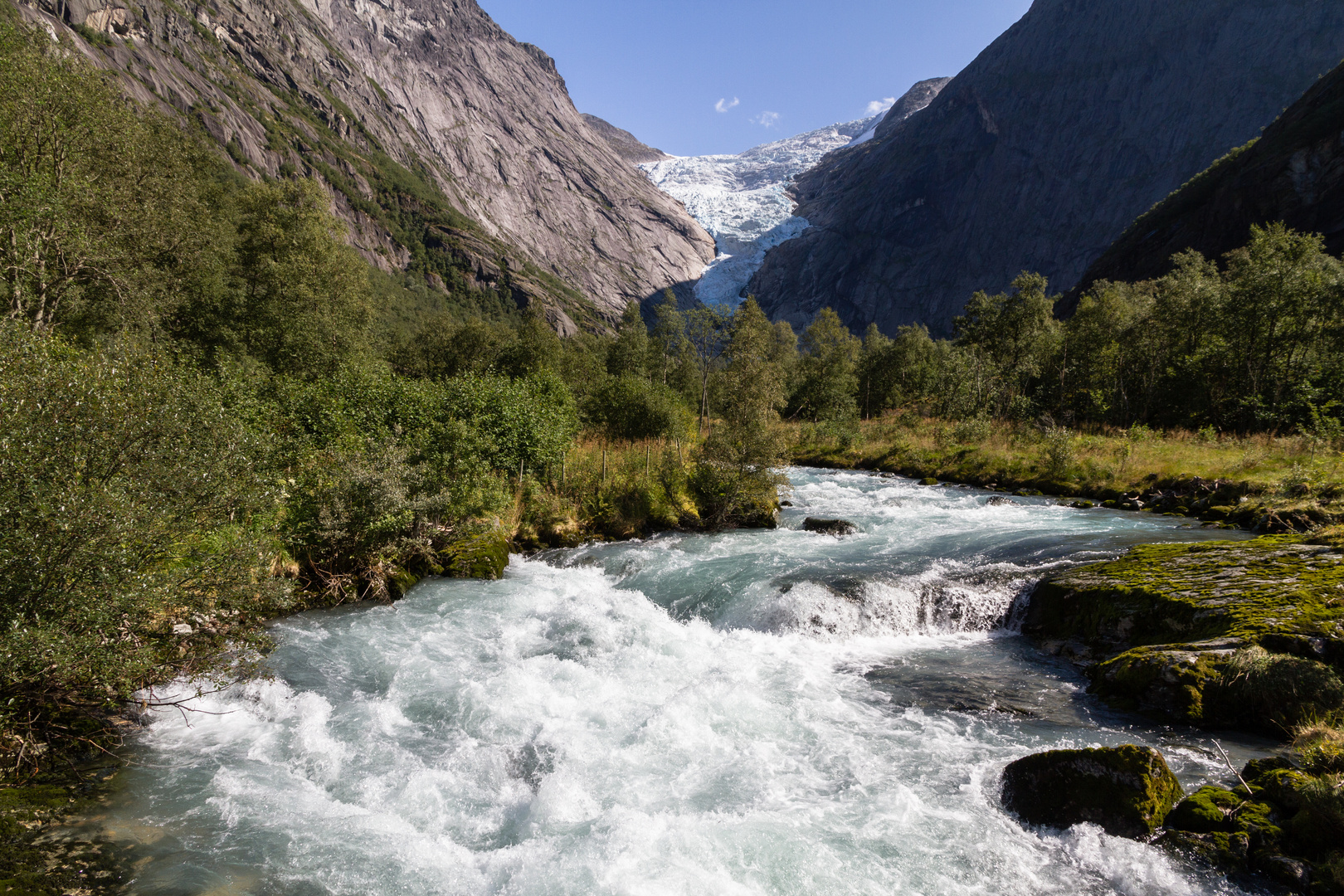 Gletscherbach vom Briksdalsbree Foto & Bild landschaft, gletscher