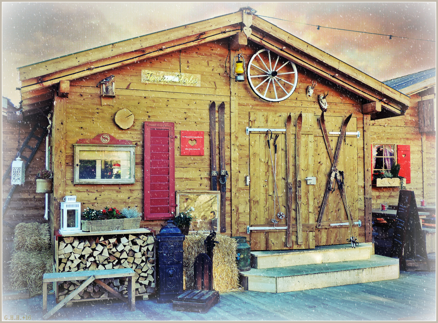 ***   GLETSCHERFONDUE IM GEMÜTLICHEN CHALET   ***