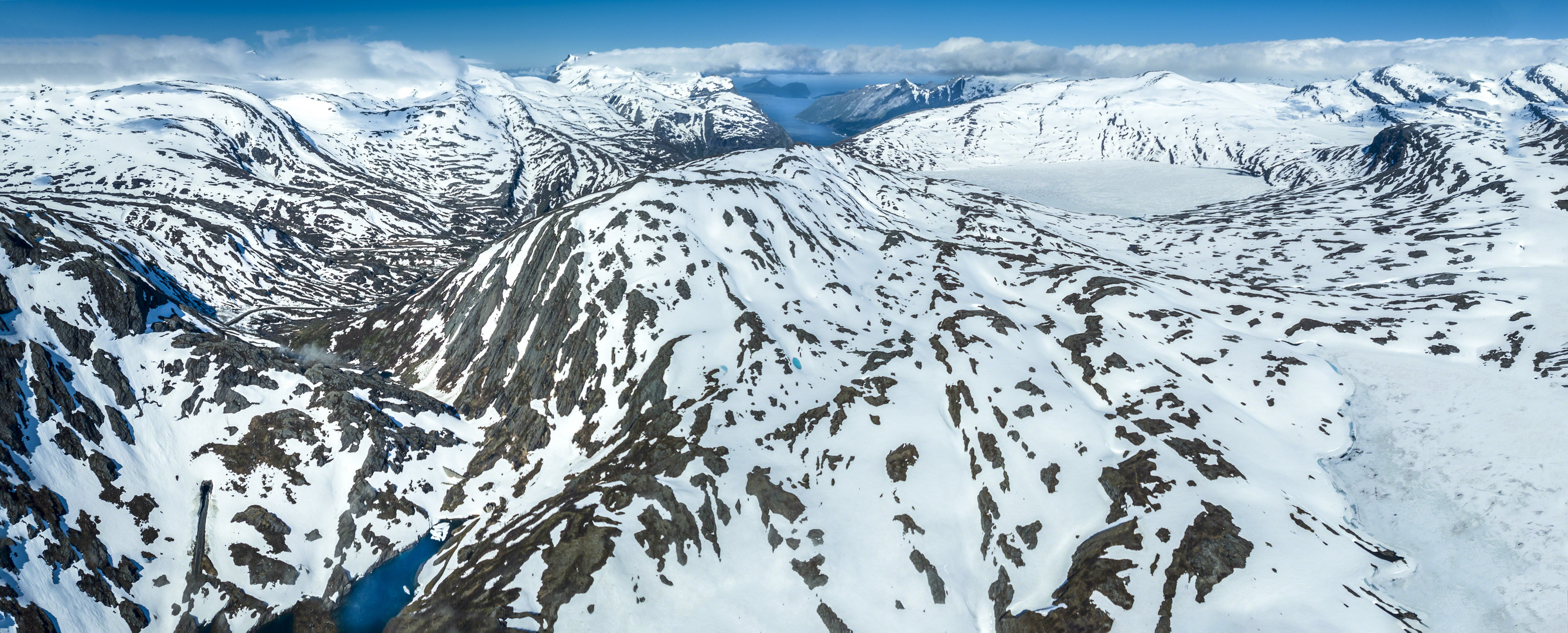 Gletscherlandschaft mit Meerblick...