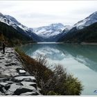 Gletscherstausee mit Blick zum Gletscher