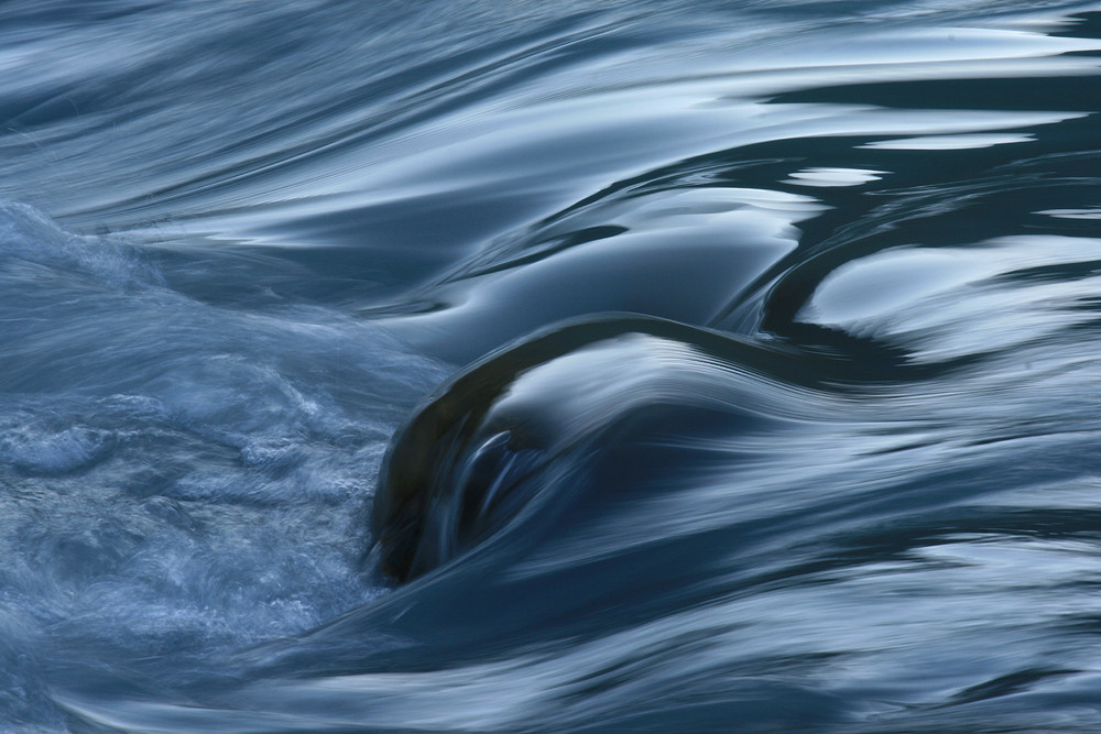 Gletscherwasser am Sustenpass