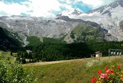 Gletscherwelt über Saas Fee