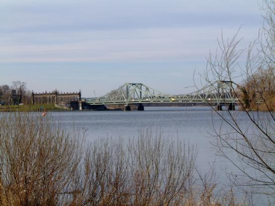 Glienicker Brücke