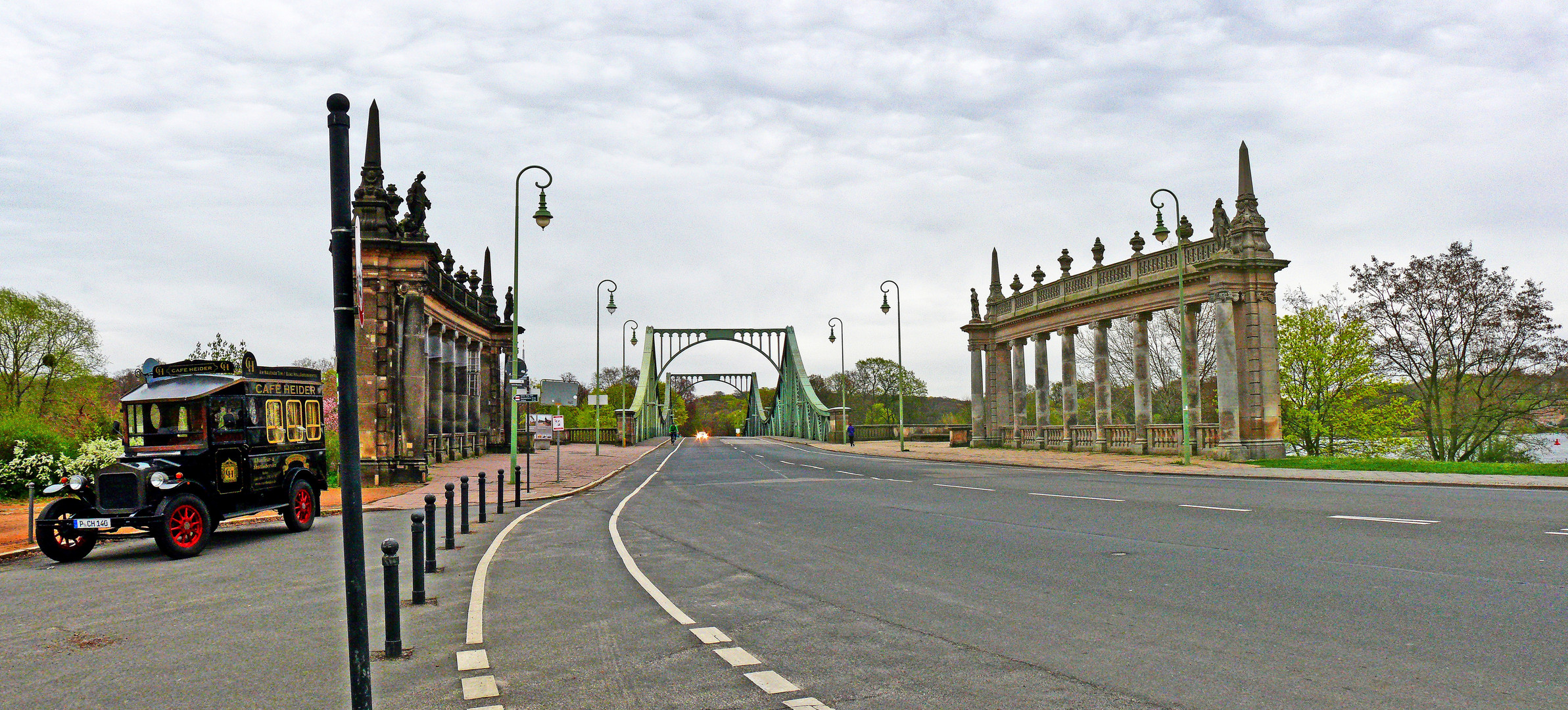 Glienicker Brücke