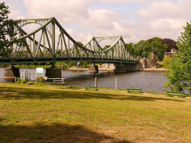 Glienicker Brücke